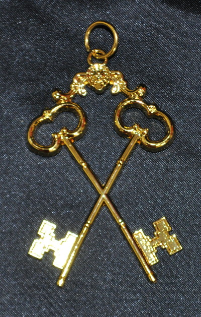 Order of Athelstan Provincial Collar Jewel - Treasurer (Active) - Click Image to Close